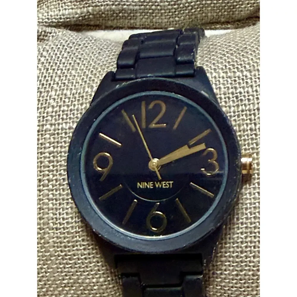 Nine West Black Rubber Bracelet Watch Gold Tone New Battery